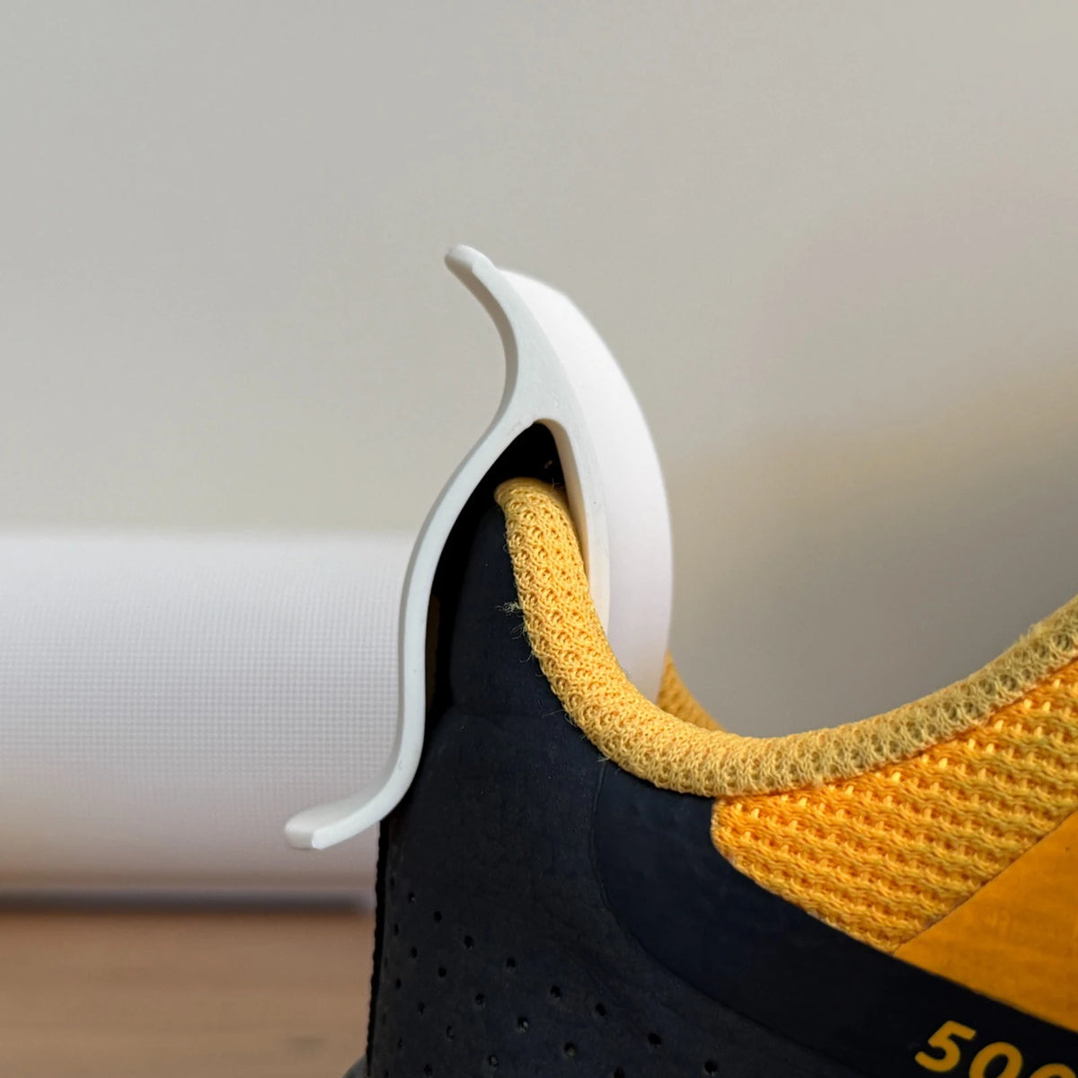 Portable Plastic Shoehorn, Plastic Shoe Lifter, Unisex, Suitable for Boots, High Heels, Sneakers, and Travel, Available in Multiple Colors